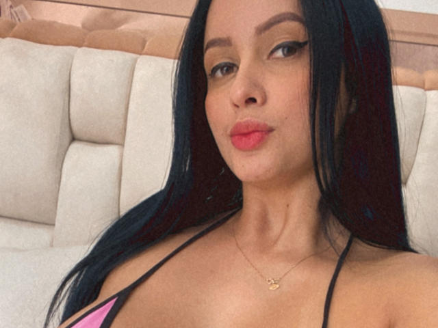 EmilyParkerr - Live sex cam - 12874472