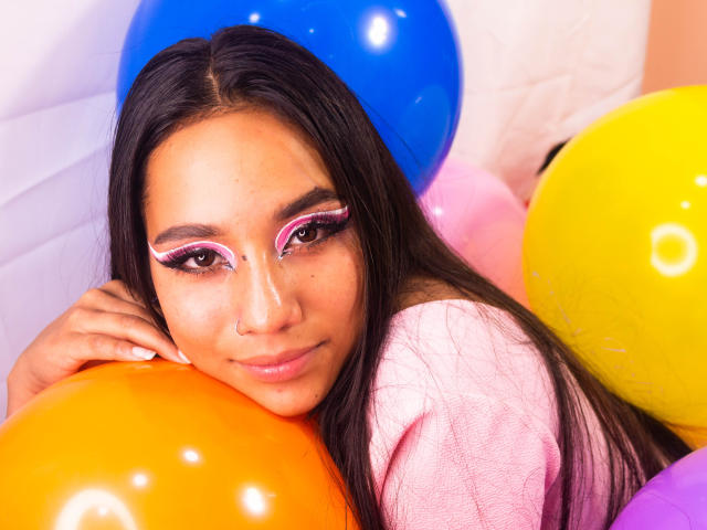 CharlotteWilliams - Live porn &amp; sex cam - 12898984