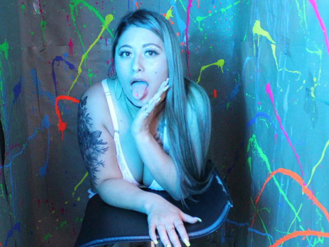 TamaraSquirtXX - Live sex cam - 12913284