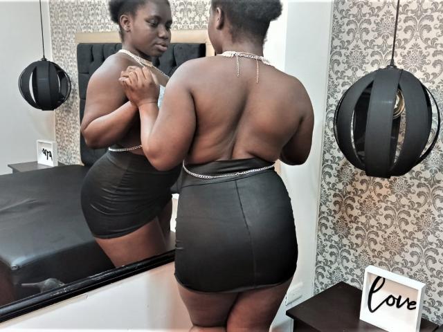 Dilay - Live porn &amp; sex cam - 12924888