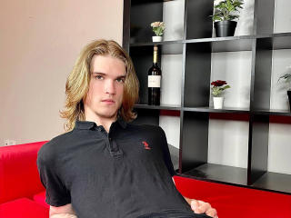 LukeMacAlister - Live porn &amp; sex cam - 12947060