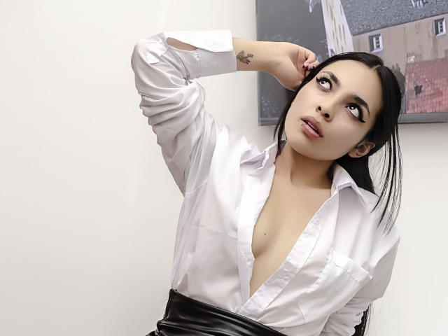 SummerEvans - Live sex cam - 12953160