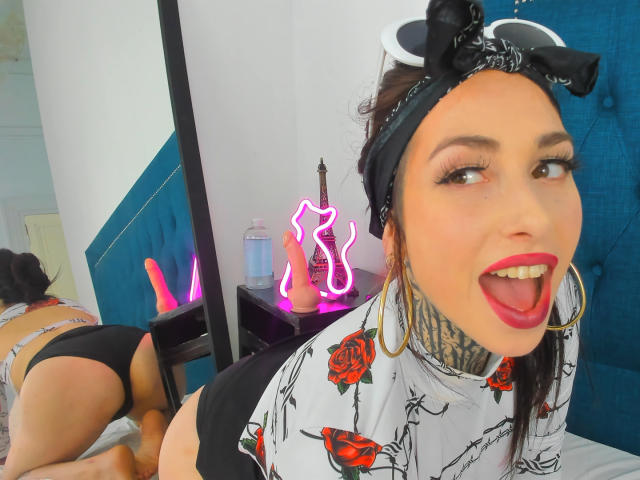 RosaGonzalez - Live Sex Cam - 12961284