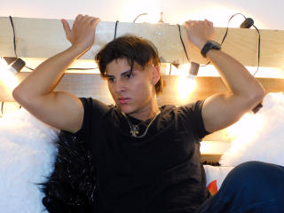 JohnySexyMan - Live sex cam - 12975856