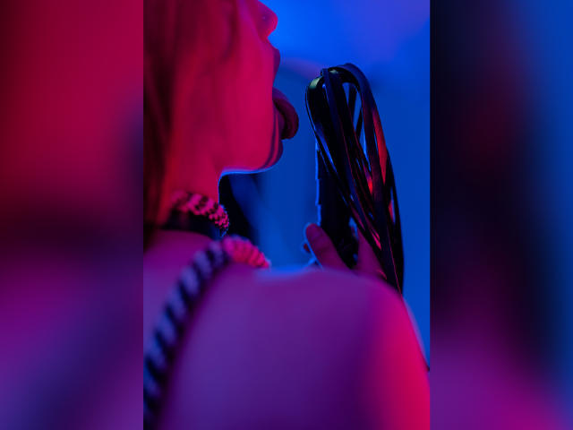 ChloeBeckham - Live porn &amp; sex cam - 12979496