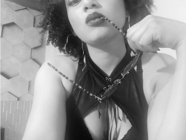 VioletaSwitch - Live porn &amp; sex cam - 12994036