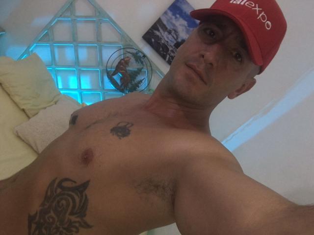 ApoloStarr - Sexe cam en vivo - 12995884