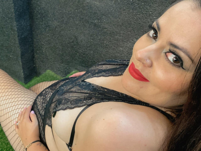 JuliaParker - Live porn &amp; sex cam - 13009512