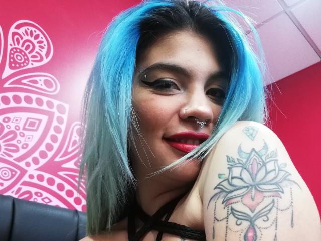 AndiChin - Live sex cam - 13011640