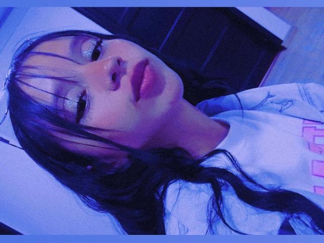 KloeThompson - Élő pornó és szexkamera - 13015660