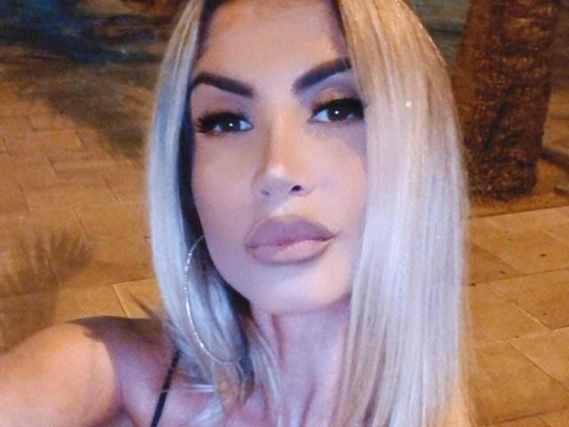 Lellie - Live sex cam - 13027232