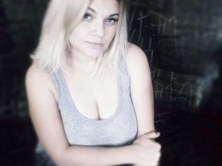 AdrianaWonder - Sexe cam en vivo - 13034788