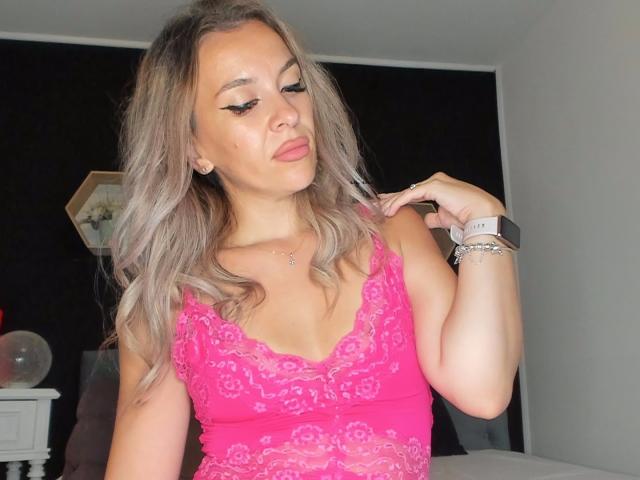 SophieDeee - Live porn &amp; sex cam - 13051180