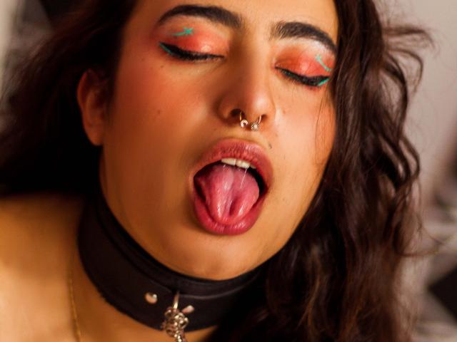 LilCati - Live sexe cam - 13052284