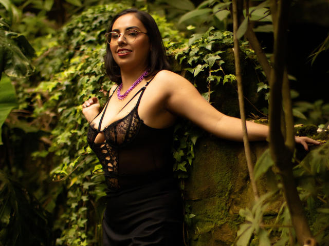 ChloeMarss - Live sexe cam - 13073900