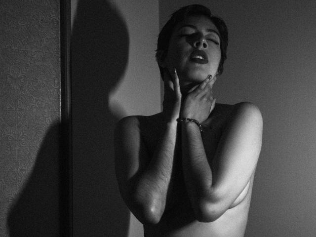 StefaniaReed - Sexe cam en vivo - 13081492