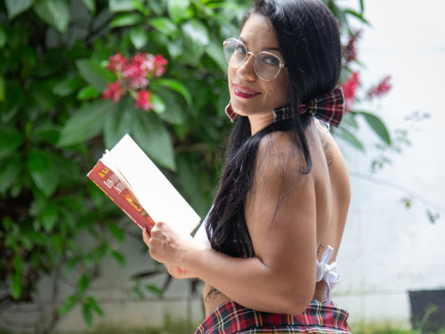 AmelieRobert - Live porn &amp; sex cam - 13092796