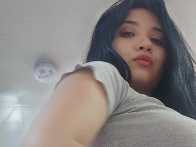 MeganButler - Live porn &amp; sex cam - 13098996