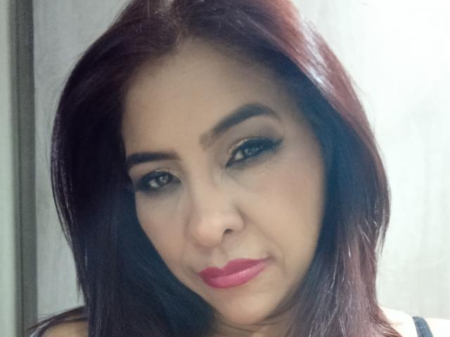 AraMorven - Live porn &amp; sex cam - 13100660