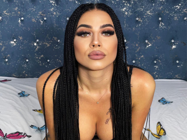 BriannaArons - Live sex cam - 13105208