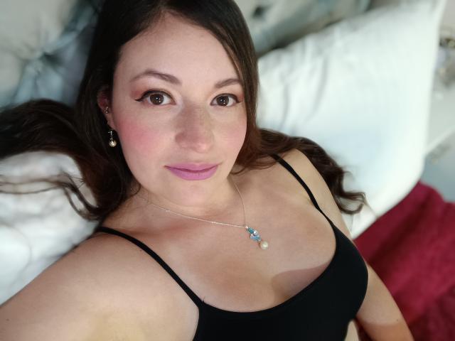 VaaleryStark - פורנו בשידור חי ומצלמת סקס - 13120516