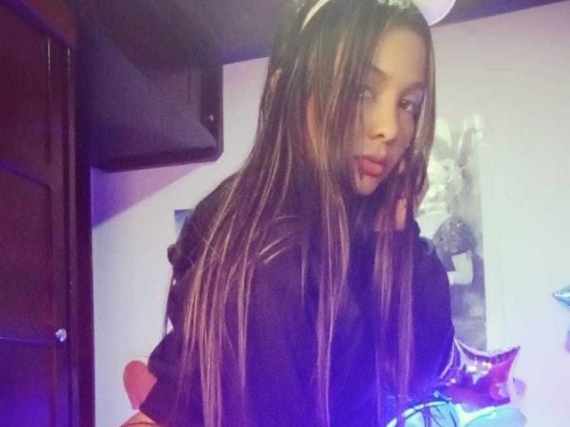 AnittaRod69 - Live sex cam - 13142144