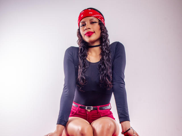 EmmyJamees - Live sexe cam - 13142980