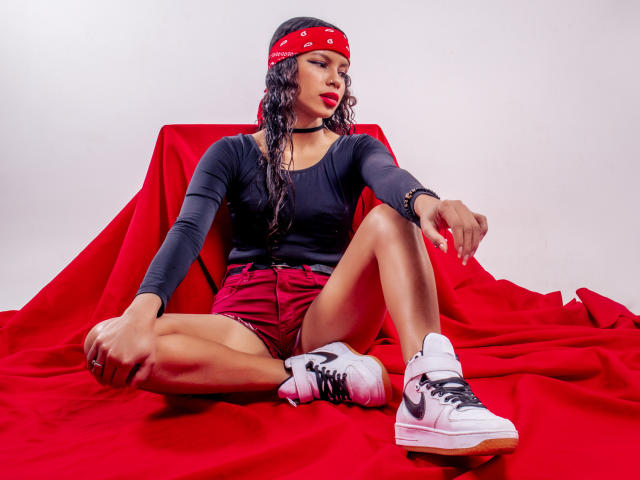 EmmyJamees - Live porn &amp; sex cam - 13143020