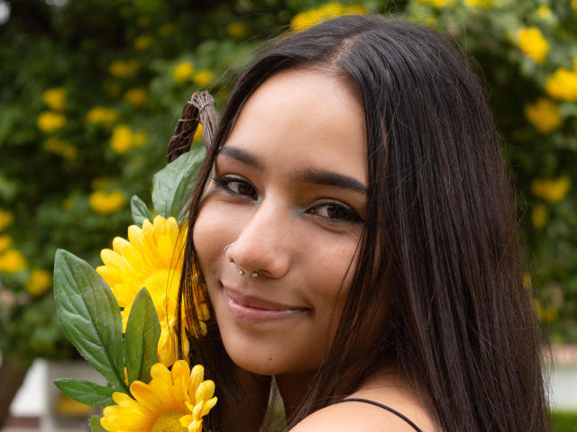 CharlotteWilliams - Porno na żywo i seks kamera - 13171324