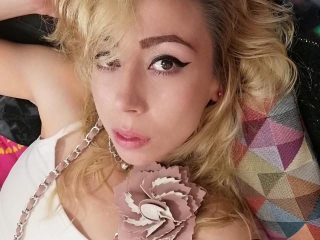 KhrystineBrulant - Live Sex Cam - 13174352