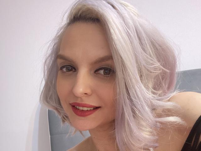 DouceAmelia - Live sex cam - 13180096