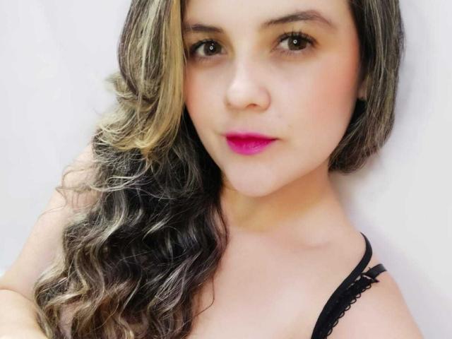 DanaDelRey - Live porn &amp; sex cam - 13182052