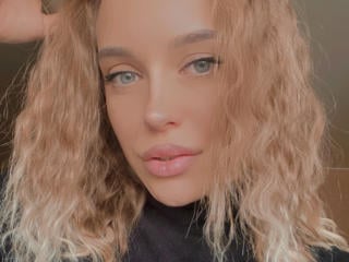 AnneHoferman - Live porn & sex cam - 13184052