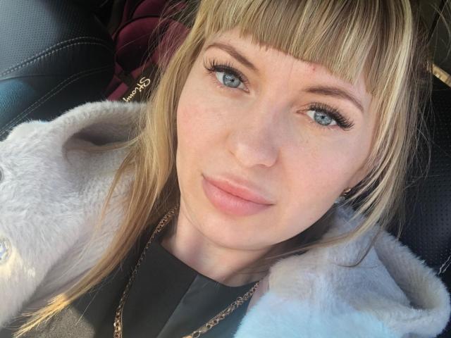 FlowerPamela - Live porn &amp; sex cam - 13185288