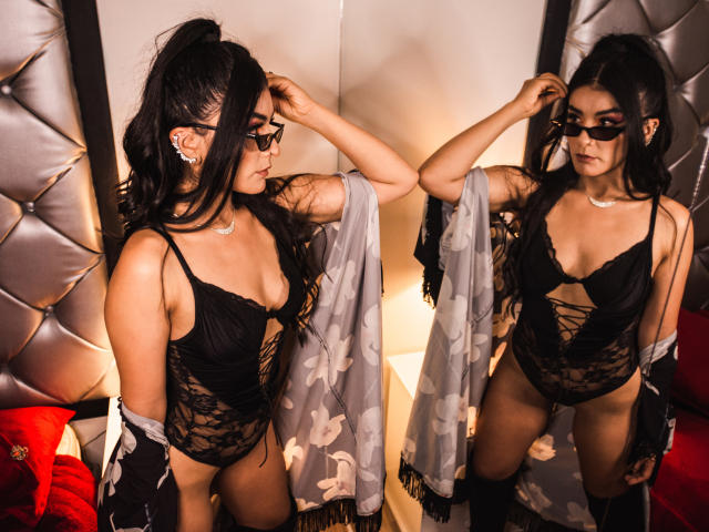 HollyBrensone - Live porn &amp; sex cam - 13192636