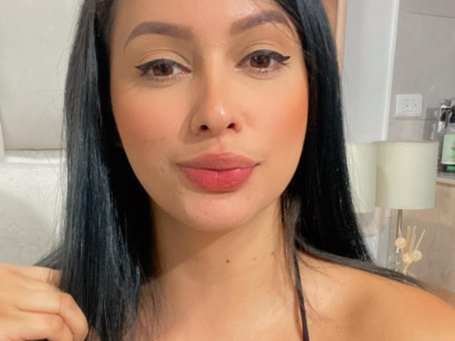 EmilyParkerr - Live sex cam - 13199180