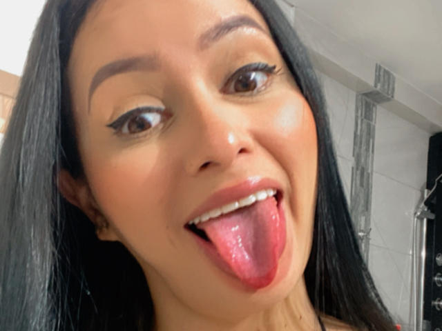 EmilyParkerr - פורנו בשידור חי ומצלמת סקס - 13199272