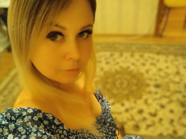 MilanaFoxi - Sexe cam en vivo - 13199480