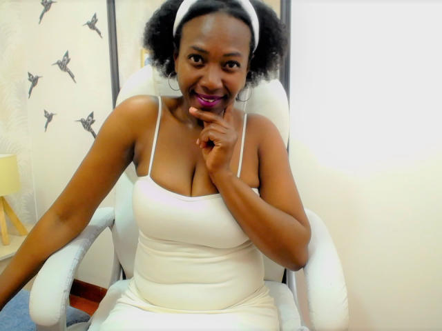 CorallHotty - Live sex cam - 13209808