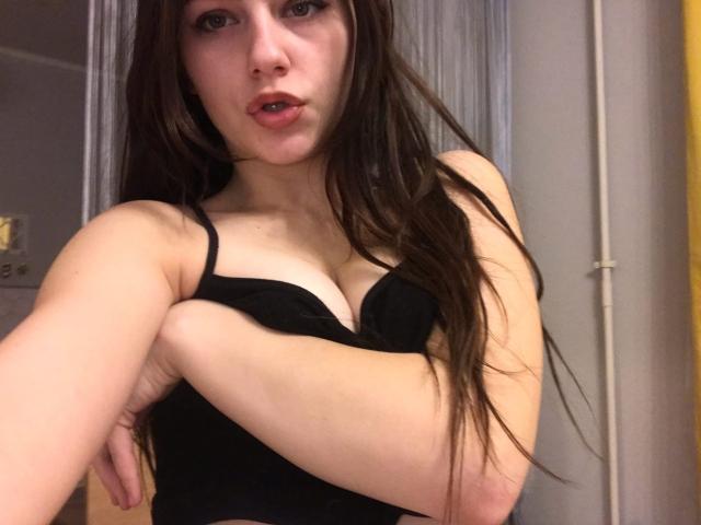 ZoraAndKai - Sexe cam en vivo - 13210572