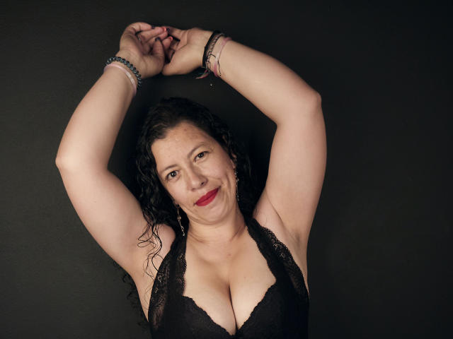 ZalyMature - сексуальная веб-камера в реальном времени - 13223476