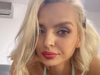 DouceAmelia - Live porn &amp; sex cam - 13228480