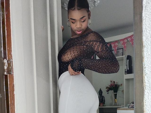 VenusBrown - Sexe cam en vivo - 13231840