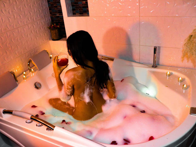 JulyWalker - Live sex cam - 13232060