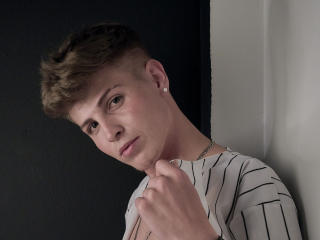 JustinYumy - Live sex cam - 13233248