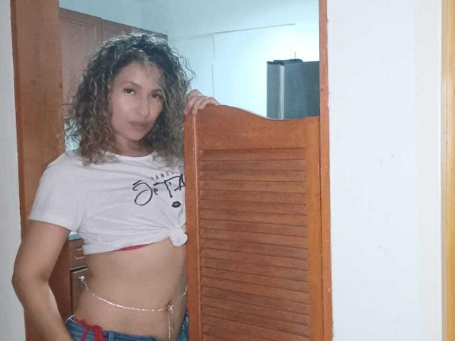 EroticSasha - Live sex cam - 13238948