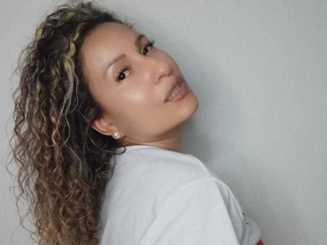 EroticSasha - Live sex cam - 13238972