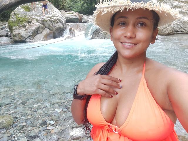YiyaHot69 - Live sexe cam - 13265632