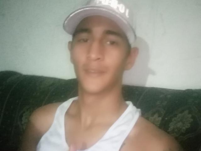 Denyer69 - Live Sex Cam - 13278512