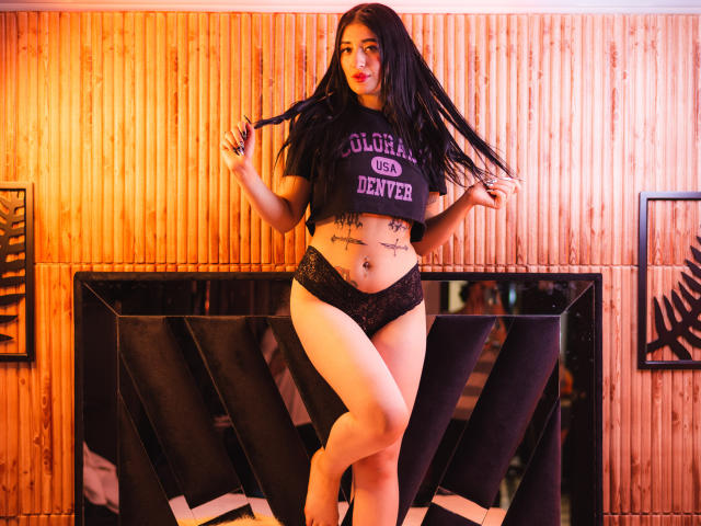TifanyDiaz - ライブポルノ&amp;セックスカム - 13282376